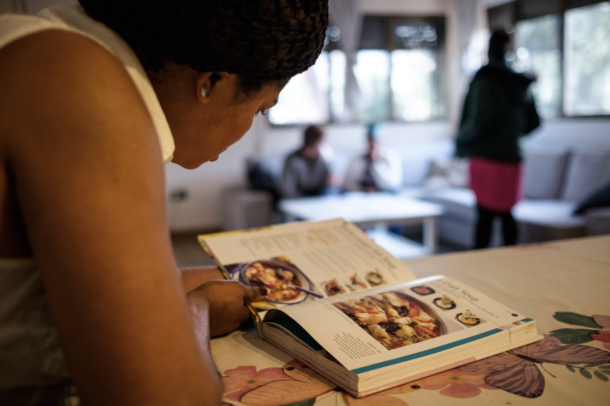 #NoticiasPositivas 12.000 actuaciones que transforman vidas: la lucha de Fiet contra la trata 

👉noticiaspositivas.es/12-000-actuaci…