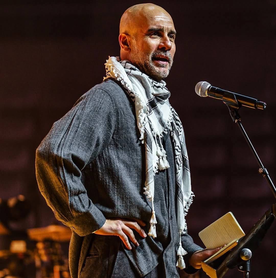 قوة المرء تتجلى في اختياره الظهور، حين يختار الآخرون الصمت