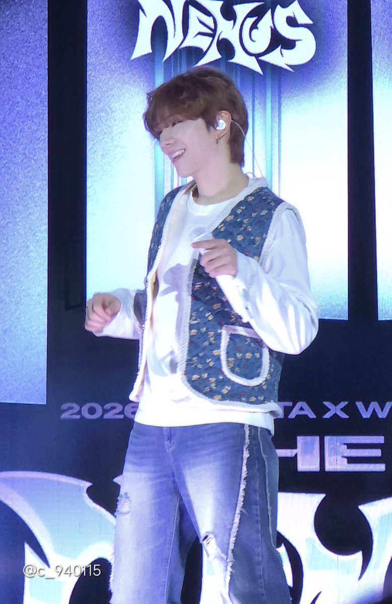 드코 파란색으로 잘못샀데요
ㅋ ㅣ횬 카와이🩵

#몬스타엑스 #MONSTAX #MONSTA_X
#MONSTAX_THEX_NEXUS