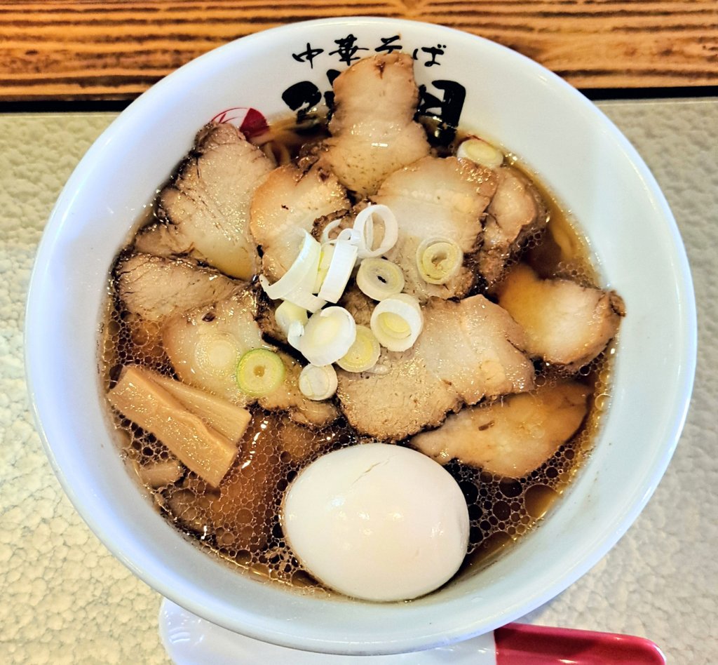 setsumen's tweet image. 2026.1.30
静岡市葵区七間町
喜多方弦月さん
(中華そば弦月さんにて麺類は喜多方ラーメンのみ提供)
肉盛り喜多方ラーメン
トッピング→出汁玉子
#ラーメン #静岡 #葵区 #七間町 #中華そば弦月 #喜多方弦月 #静岡ラーメン #静岡市ラーメン #ramen