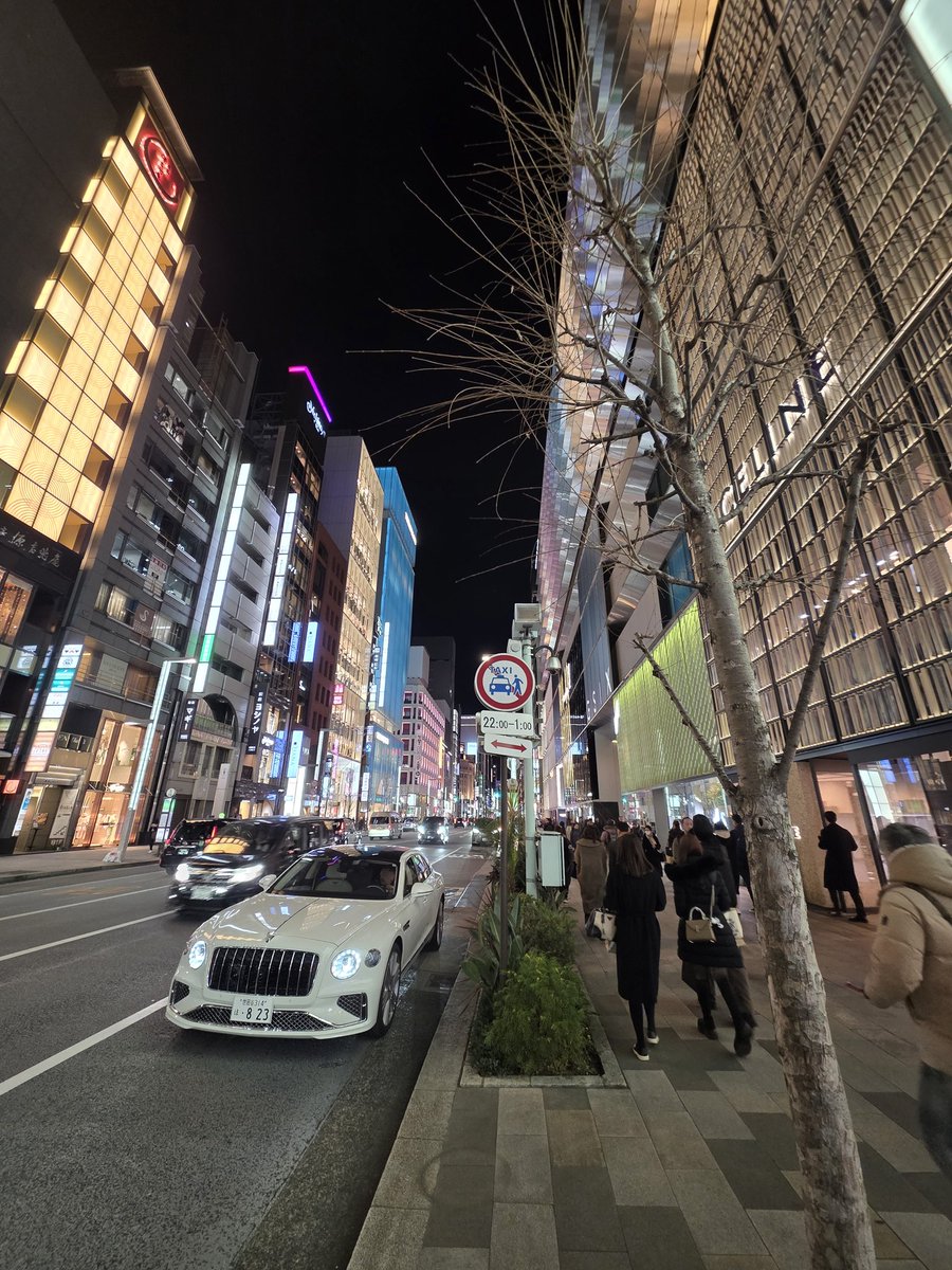 guide24's tweet image. ย่าน Ginza ไฮโซสุดในโตเกียว 🇯🇵
#ญี่ปุ่น #กินซ่า #นัดเย็ดกินซ่า