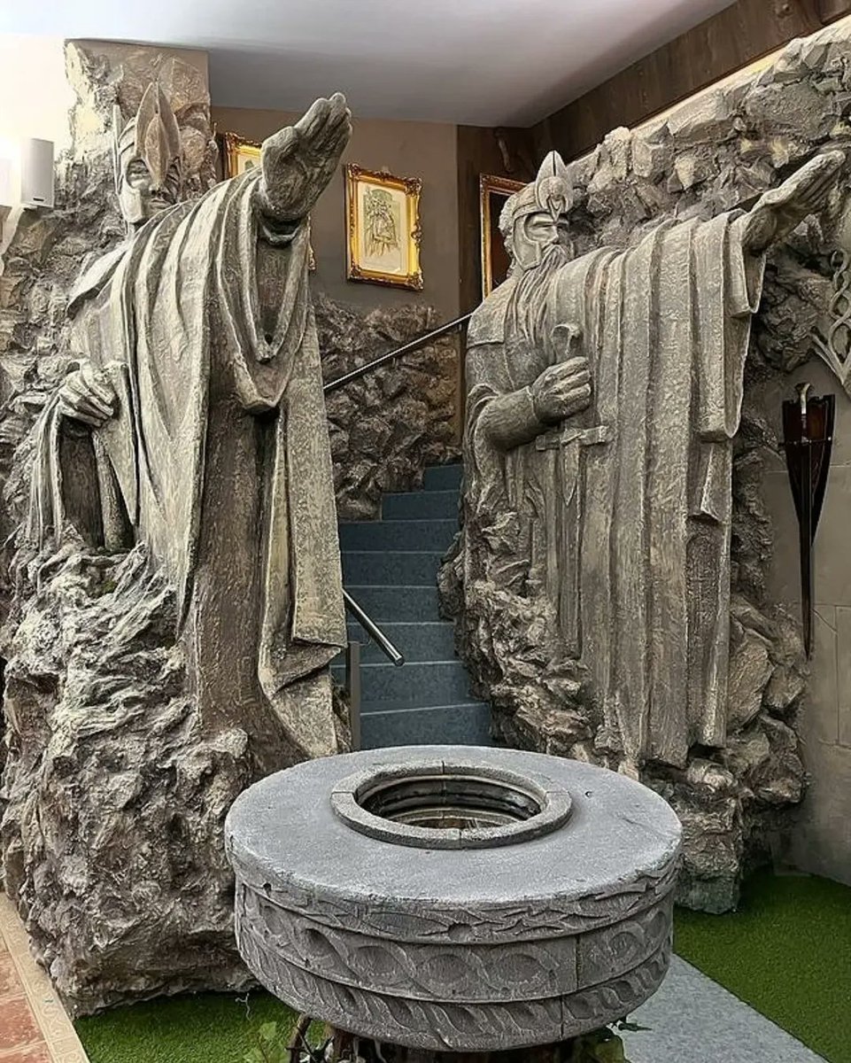 The Mellon Heads - LOTR Podcast tweet media