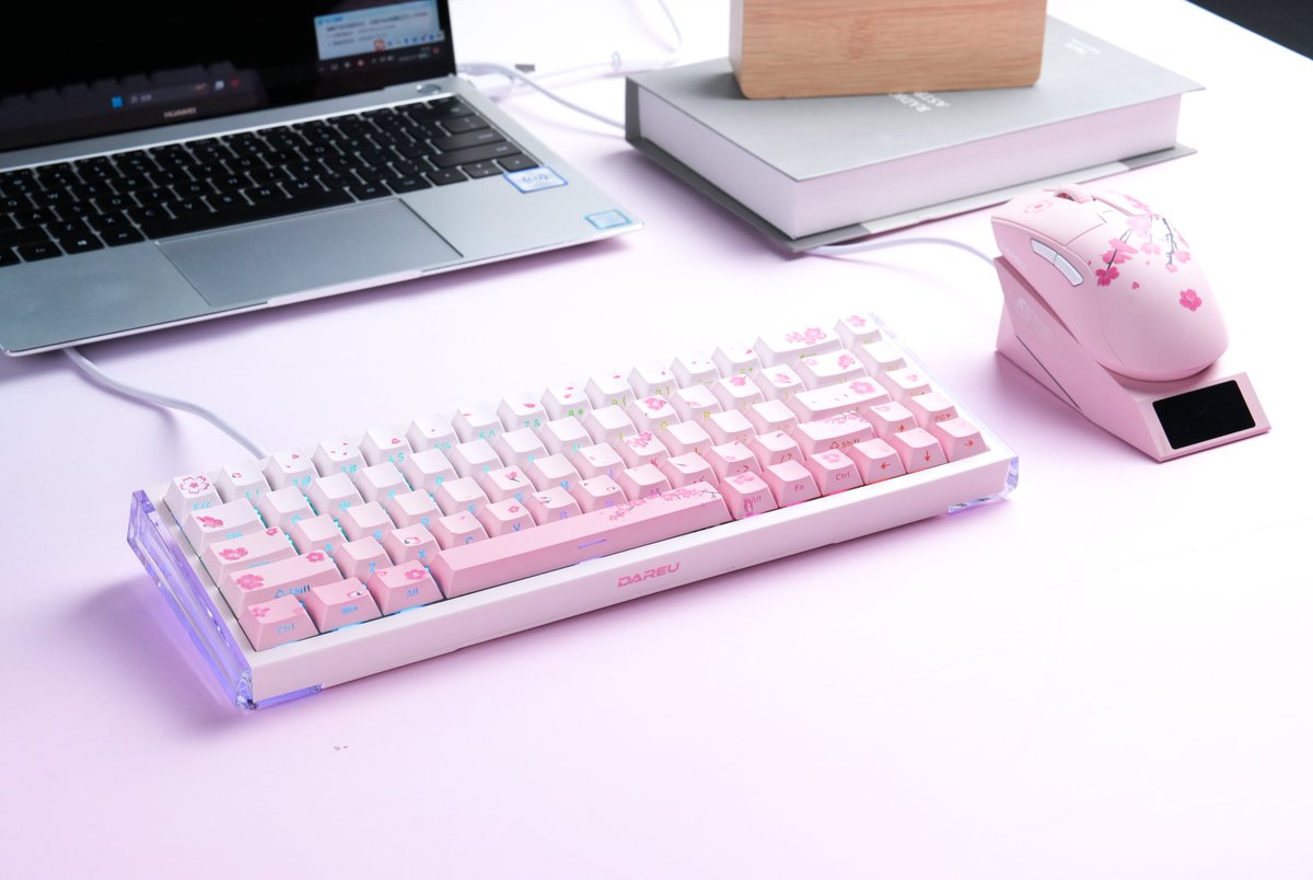 Dareu_Global's tweet photo. AE6 PRO is powerful.
DAREU’s Sakura Series is loved.
So… what happens when they meet?
🌸AE6 PRO – Sakura Pink
Coming soon to South Korea 🇰🇷
Romance meets performance ✨
#AE6PRO #SakuraSeries #DAREU #ComingSoon 🌸 https://t.co/gzaBqYOn42