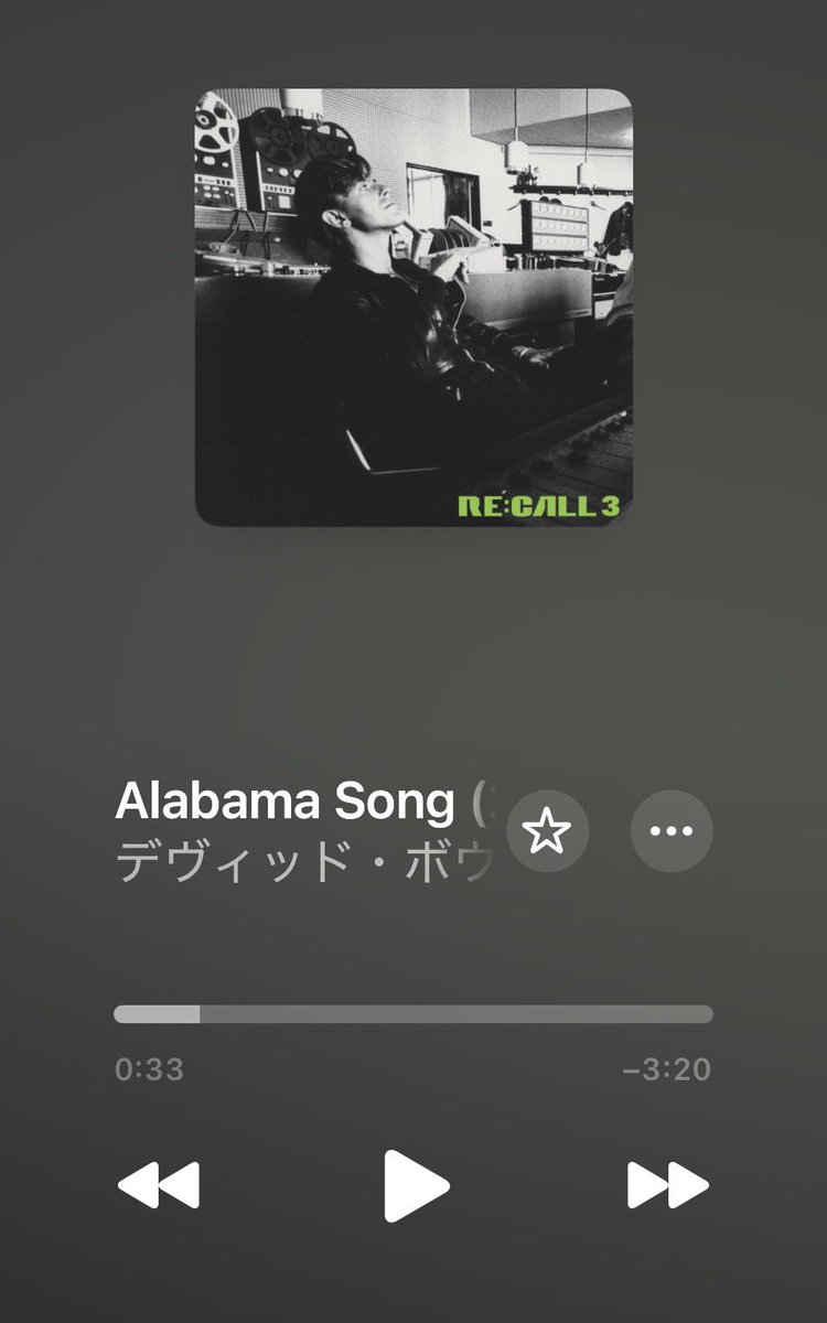 kumaichan901t's tweet photo. お疲れ様金曜日
月末だよ、30日だよ。
早すぎだよ
#DavidBowie
#StationtoStation
#TheSecretLifeofArabia
#AlabamaSong
#TVC15
#NowPlaying️ https://t.co/o86DdpBb9R