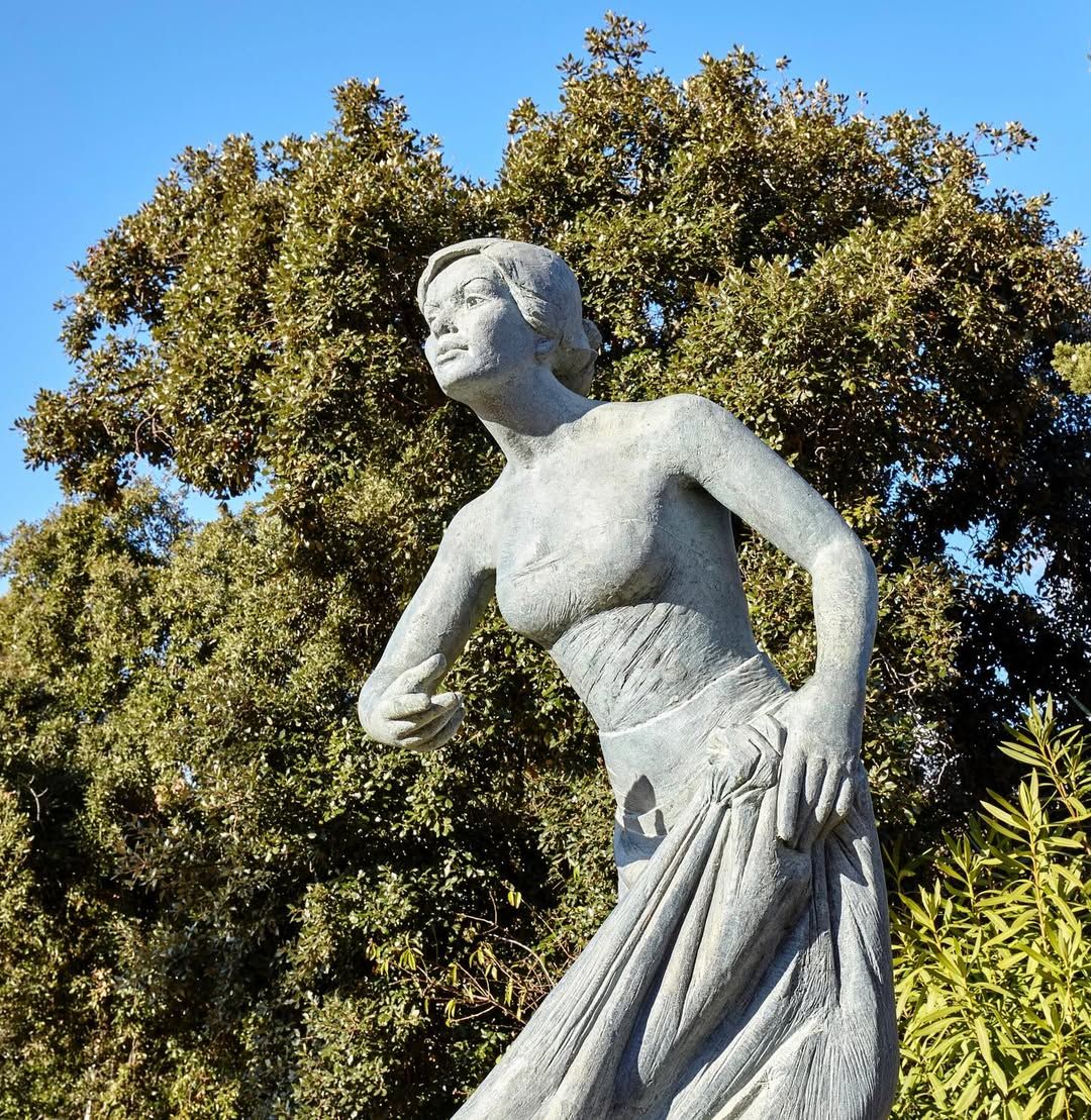 Ona Cervera, Anna Termes, Carla Feliu i Jana Martí són les noves obreres de #SantaCristina novaradiolloret.org/ona-cervera-an…