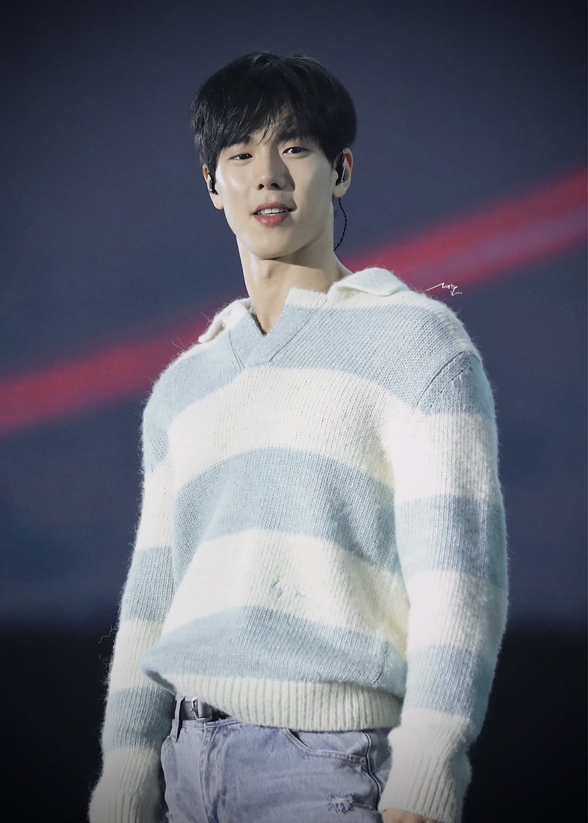 shownu_leader's tweet photo. 260130 THE X : NEXUS 첫콘 사첵
#셔누 #MONSTAX https://t.co/jye8bm0Qfk