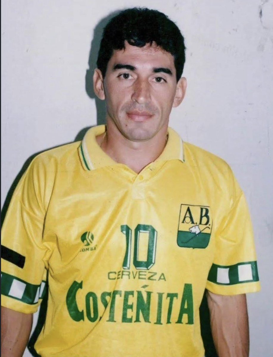 SORTEOOOO!!! 🚨‼️

Para celebrar el inicio de los streams en kick, se va sortear esta camiseta clásica del 🔟 

Requisitos:
• Seguirme en Instagram - chinismoo
• Like y Rt a este tuit 

Plazo hasta el 15 de febrero 💛💚/ El ganador lo damos en stream

Link Instagram ⬇️