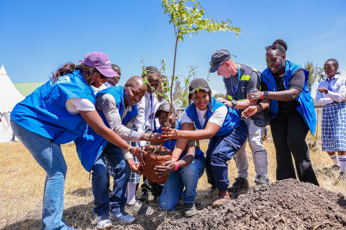 748 AIRSERVICES LTD tweet media