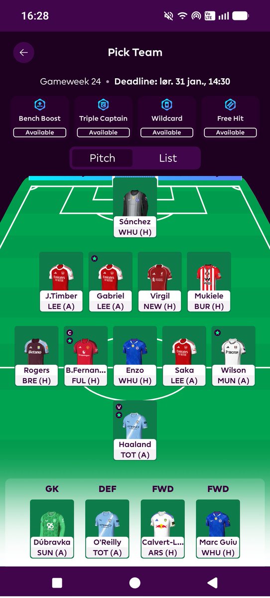 FPLPuntz's tweet photo. @FPL_Harry Would you do Wilson+VvD>Mbeumo+Senesi for a hit? https://t.co/mQld73OUJX