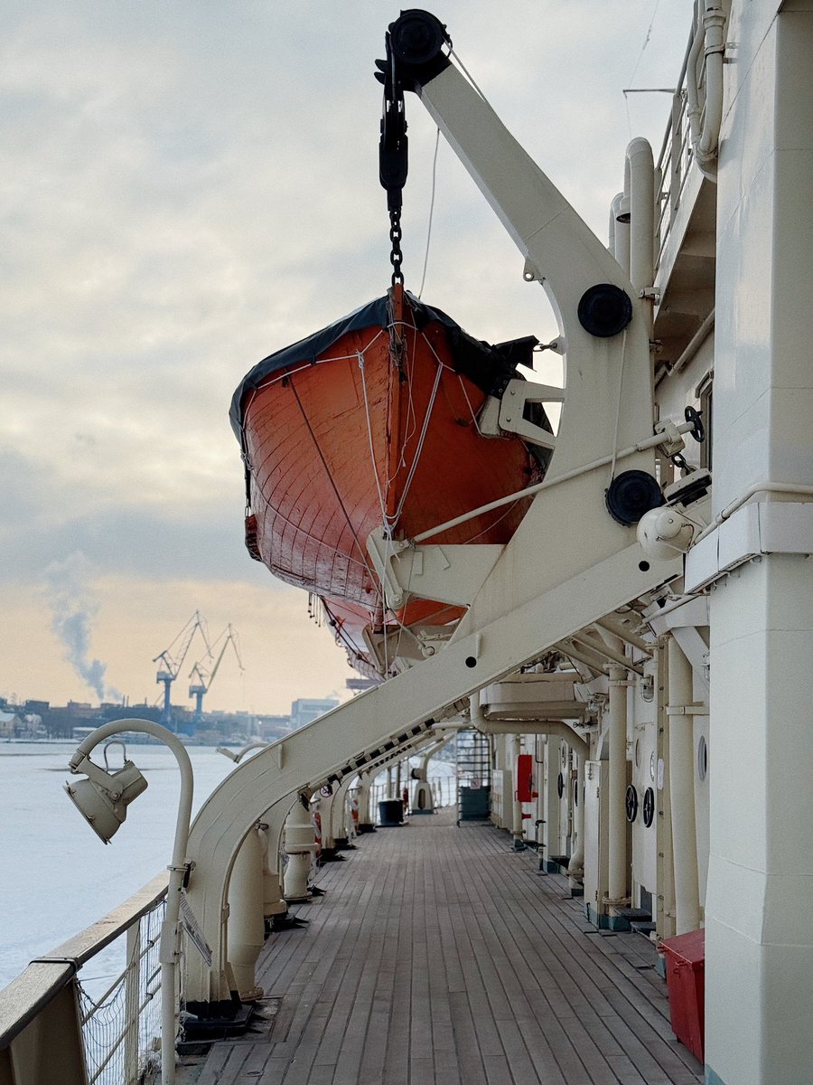 фуфендер tweet media