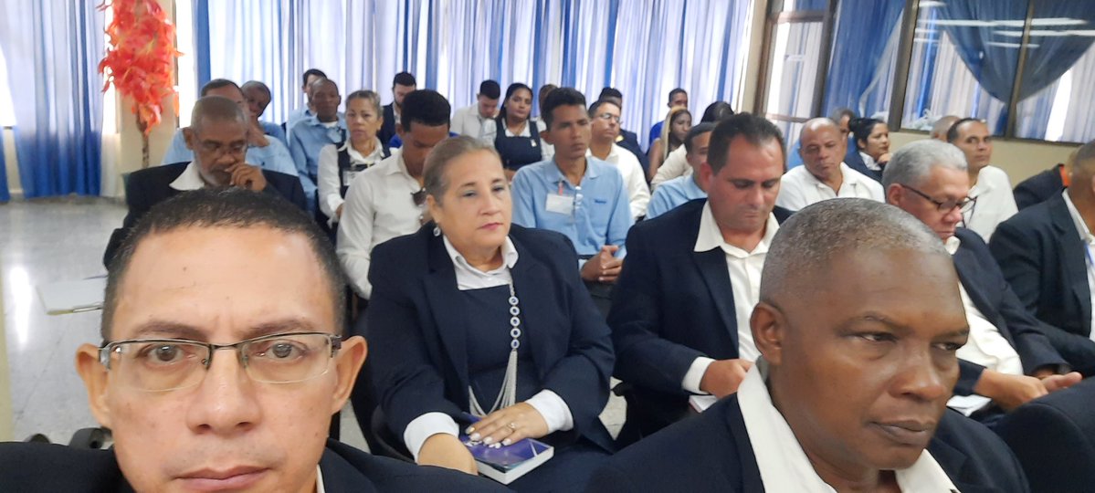 Comienza la Reunión de Trabajo de la División Territorial de #Etecsa_Guantánamo, para analizar los resultados alcanzados en 2025 y los compromisos para el 2026.
#EtecsaConCuba