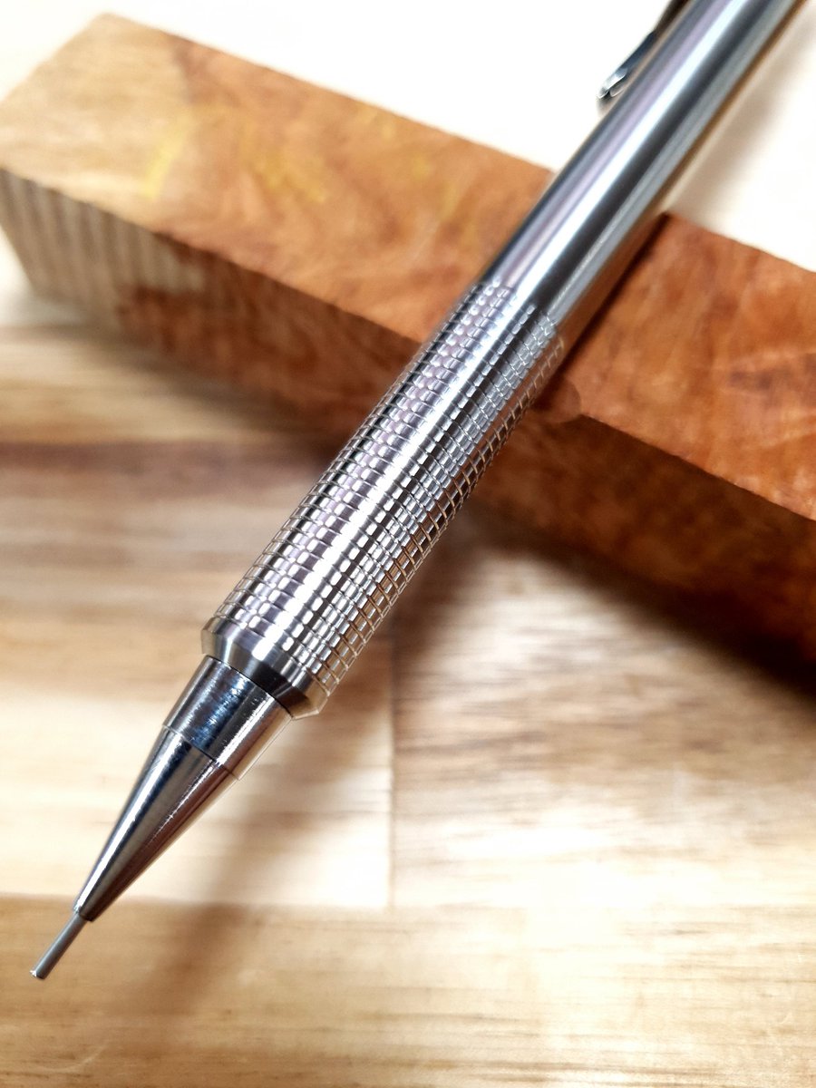 シャープタンク　前太郎