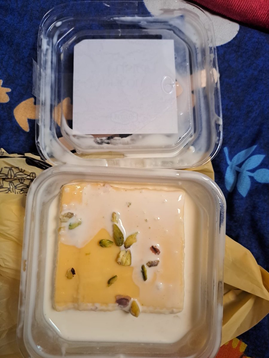 <a href="/zomatocare/">Zomato Care</a> Order id 7739650013
Yesterday I had ordered food from nilufer cafe they putted different food and delivered was different when I had escalated you through the email you didn't give resolution 
See the images food menu pic and delivered food images