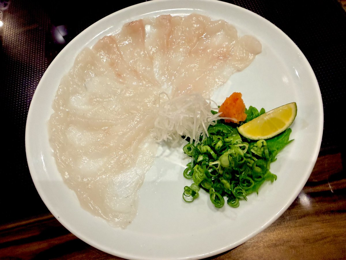 WOLF_POWER's tweet photo. 唐突に河豚🐡 https://t.co/kdU8MaAwEE
