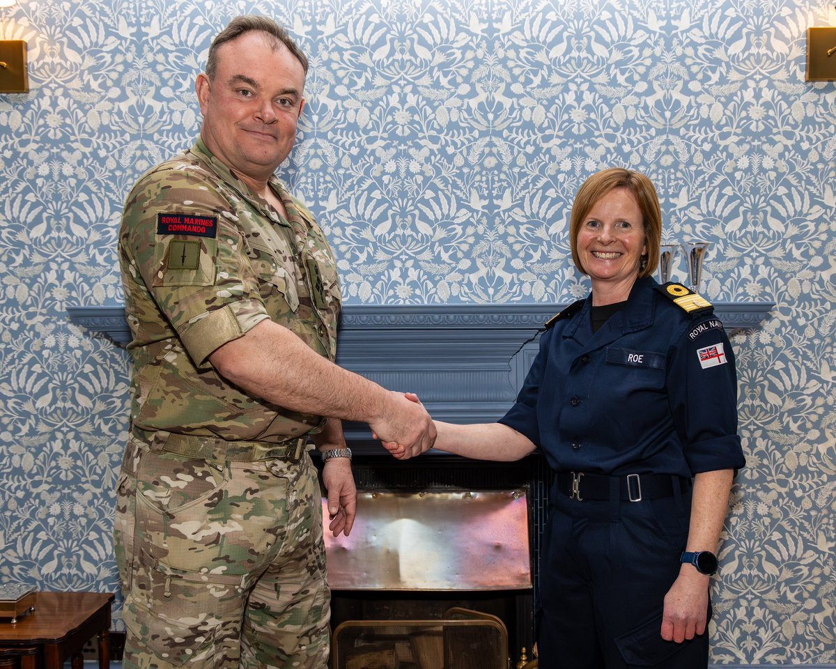 HMNB Devonport tweet media