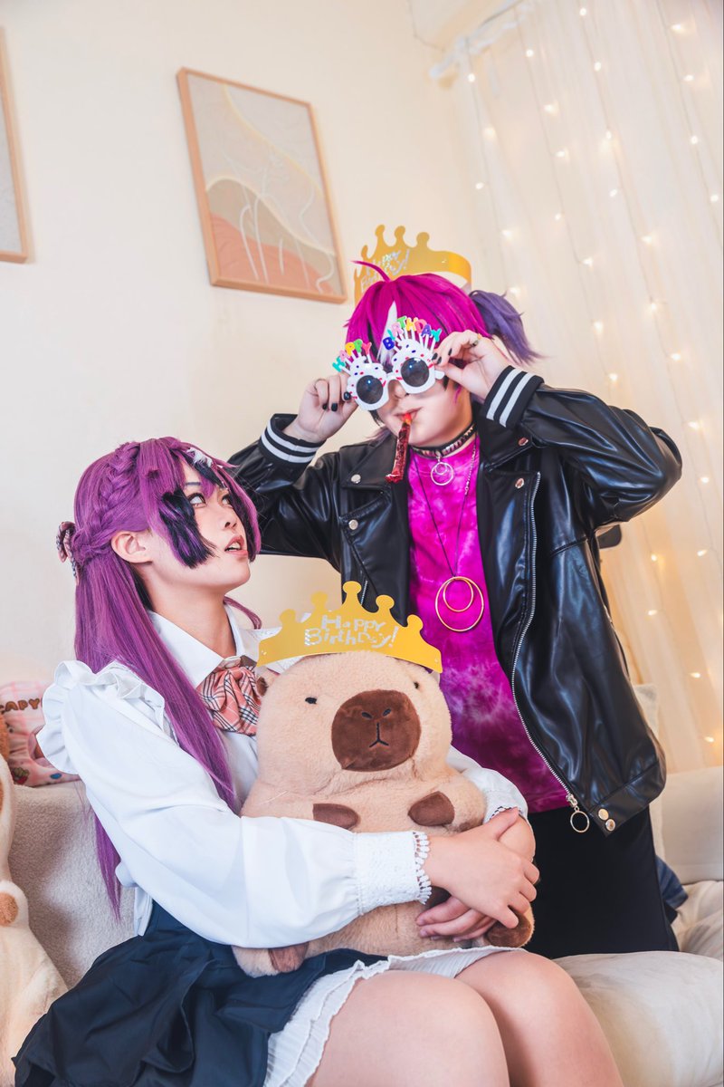 gokicos05's tweet photo. D-DAY Happy Birthday Doppio!!
#HBD4DOPPIO 

Had a small birthday party with my lil sister😋
She looks really happy with it!! :3

Doppio Dropscythe 🐣🎡 @gokicos05 
Double Dolce 🍩🍬 @_seolto 

#DoppioDropscythe #DoubleDolce #Dripscythe #hkcos https://t.co/xDQYiXtdlu