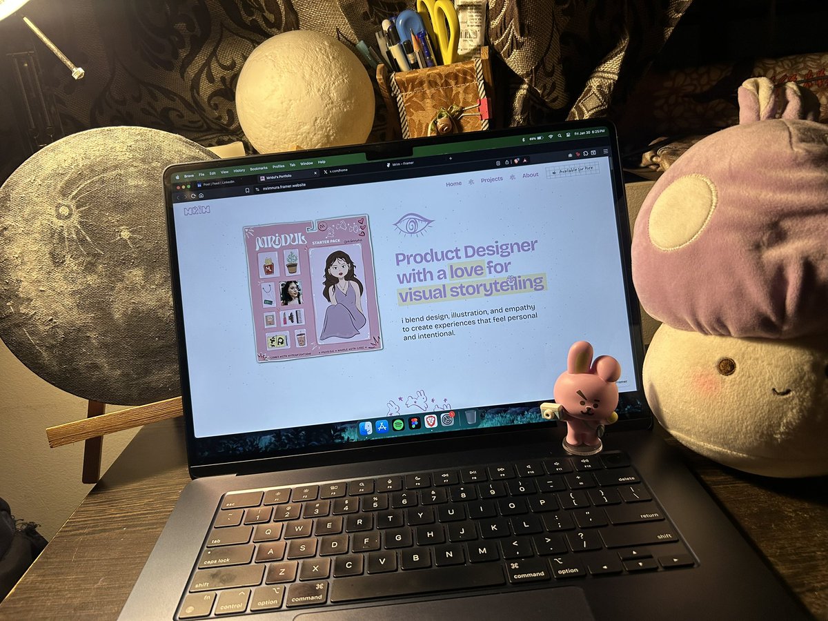 Hey, I’m currently looking for Product/Visual Design opportunities.
I was part of 10kdesigners Cohort 8 &amp; interned at Seekho. 

Link: mrimnura.framer.website

If you or your team is hiring, I’d love to connect! Feel free to DM me 💌