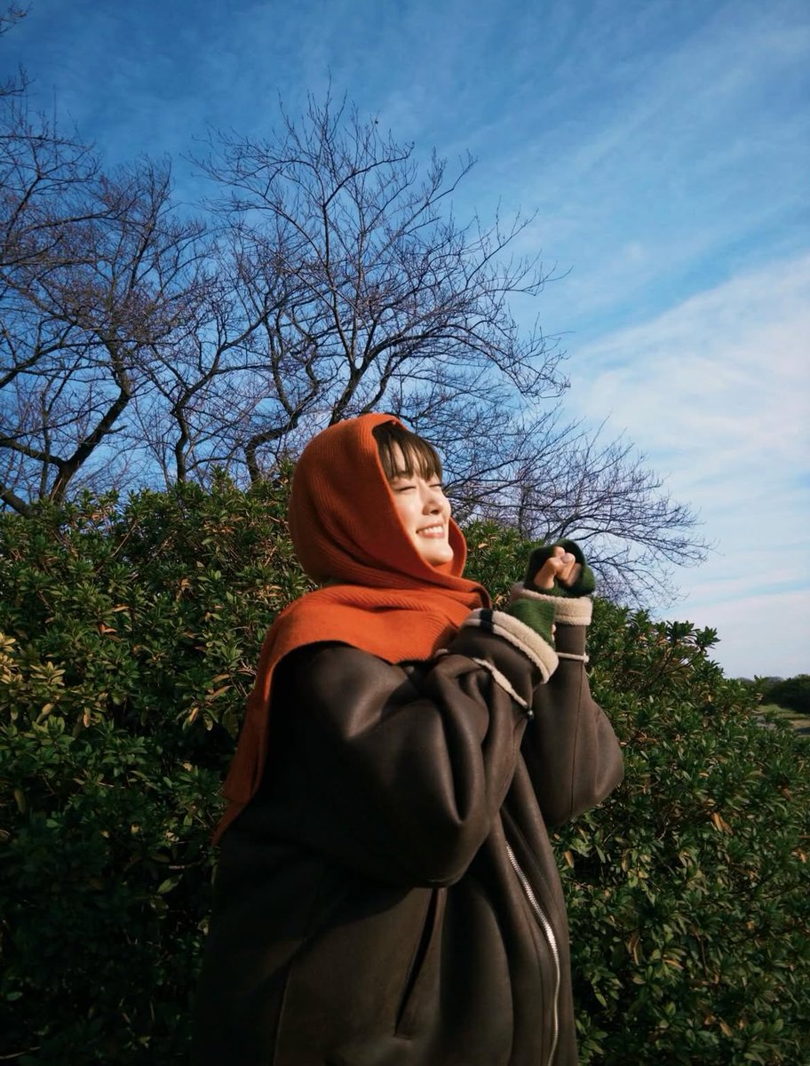 この1年も、いろんな夢を叶える姿を見ることができて、嬉しかったし幸せでした。
進みたい道を、どこまでもいきましょう。
これからもずっと応援しています。

樋口さん、お誕生日おめでとうございます💐
幸せと笑顔溢れる日々でありますように。
 #樋口日奈生誕祭