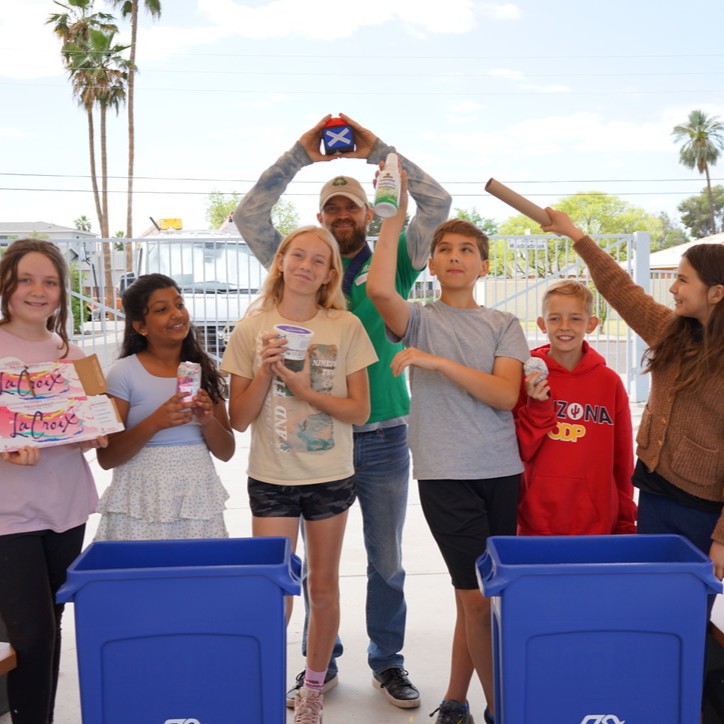 ArizonaDEQ's tweet image. Education is FUN! 🎉

Did you know you can request ADEQ to visit your classroom?! We have several fun, interactive and educational activities for kids of all ages. 

Interested? Learn more: azdeq.gov/ScienceAlliance

#NationalHaveFunAtWorkDay #EnvironmentalEducation