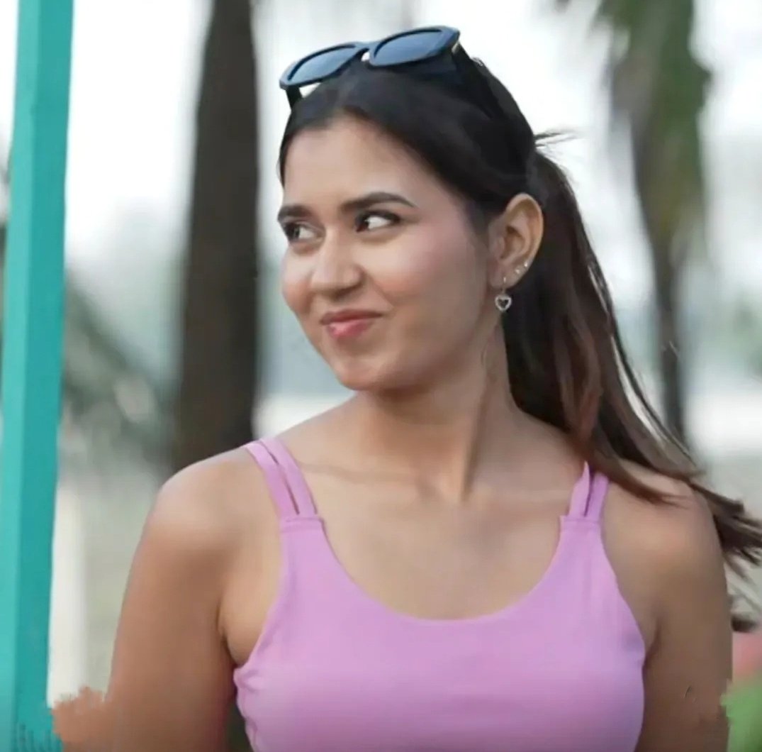 Loved how Akanksha exposed Tayne’s hypocrisy!! He was out here playing victim over ppl joking about his Hindi while he himself has mocked others for their English and pronunciation. Bro even tried to make it emotional by dragging India into it, she shut it down💅🏻

#SplitsVillaX6