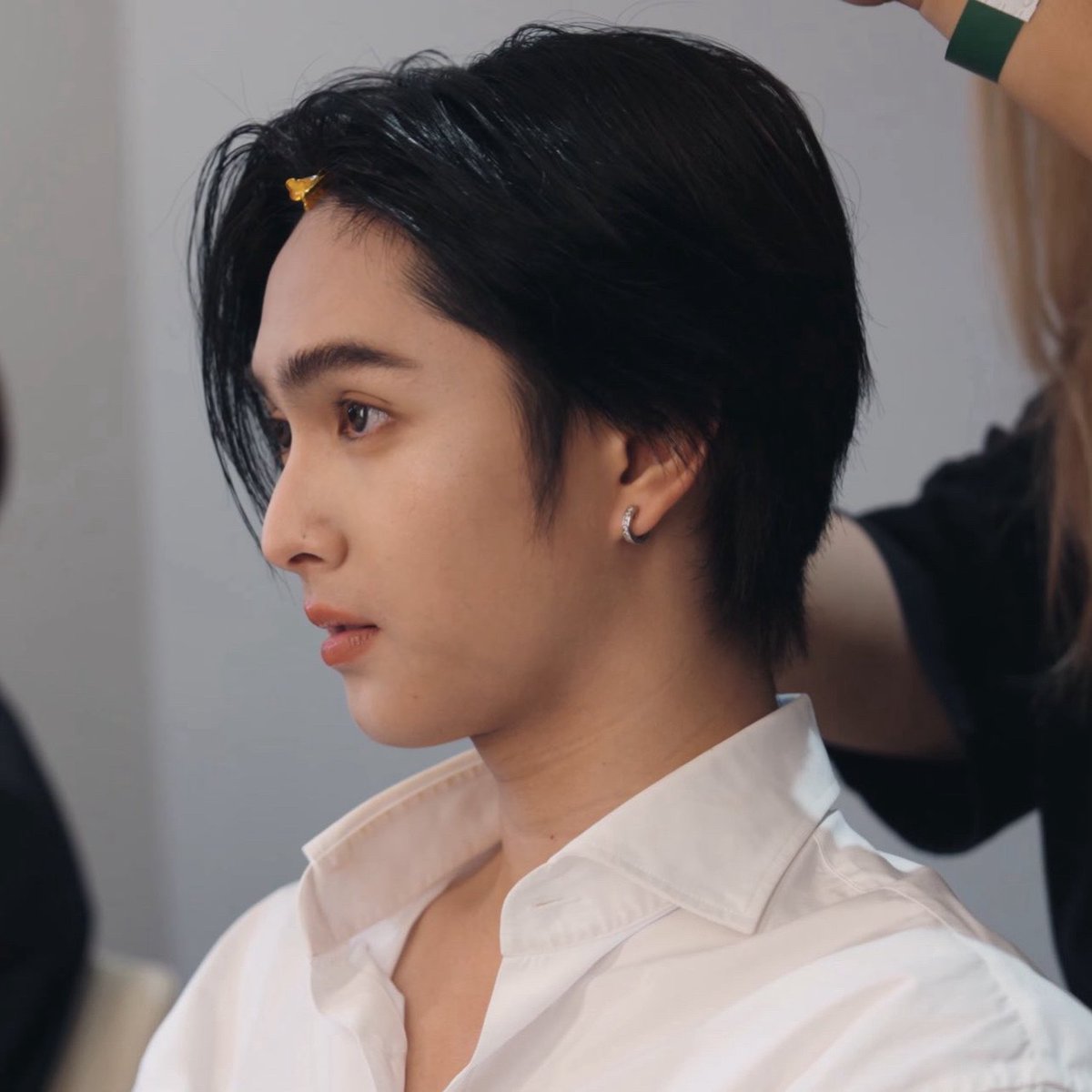 ไถฟีดมาเจอ 2ภาพนี้กี่รอบ ก็ยังรู้สึกทึ่งทุกรอบ ตระกูลพรเดชาพิพัฒเวอร์ชั่นหญิงเเละชาย สัดส่วนใบหน้าเป๊ะเเทบจะทุกกระเบียดนิ้ว วิชวลตาเเตก ร้องเต้นก็เก่งทั้งคู่ พี่น้องkpop tpopคู่นี้เวอร์มากเอาจริง
#CHIQUITA #copperdechawat