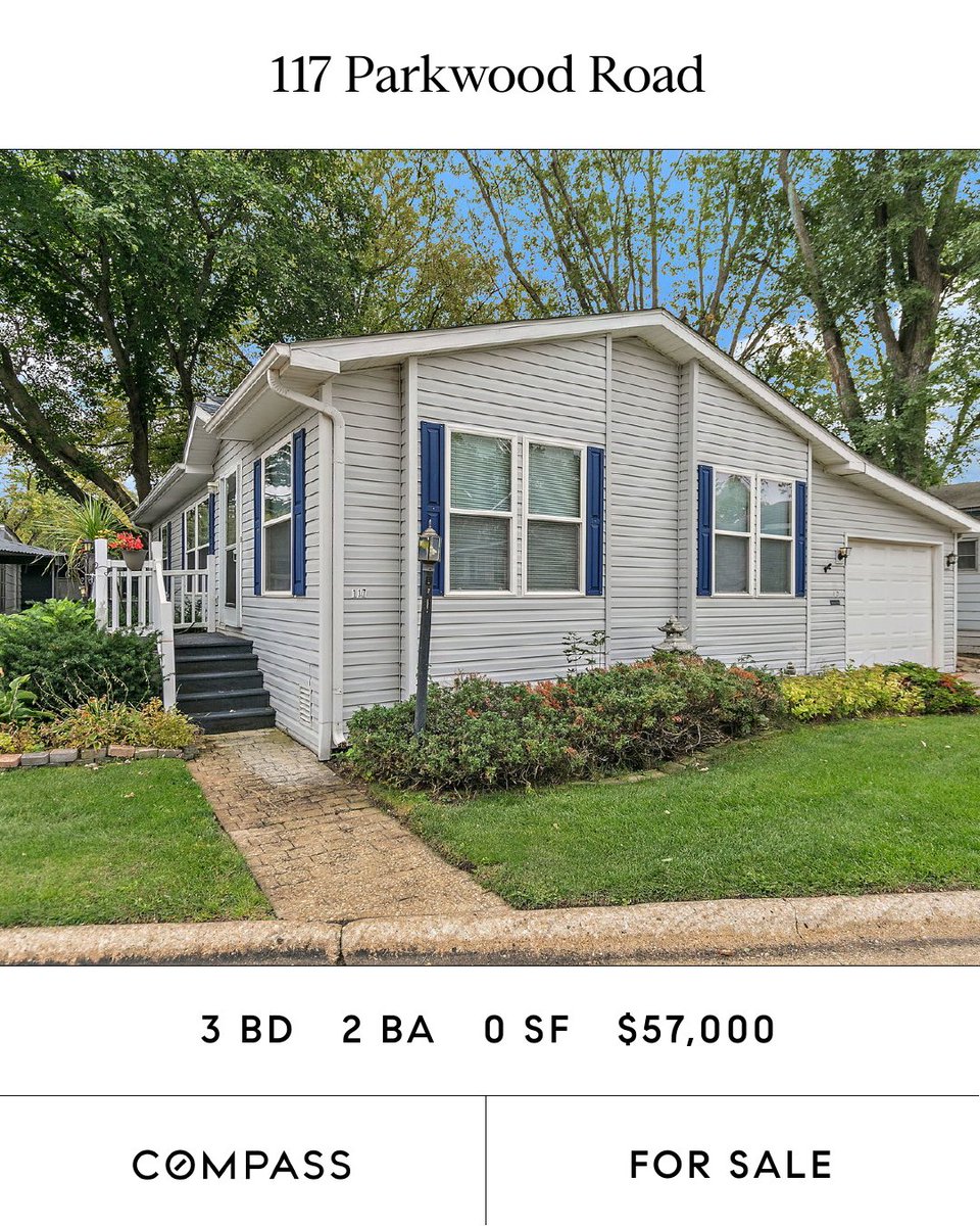 AmyFooteRealtor's tweet photo. For Sale!! 117 Parkwood Rd in Elgin, IL! ✨ https://t.co/NX3yagm30l