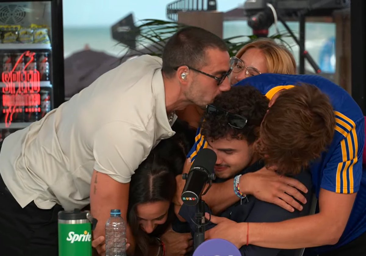 occhiaminofcial's tweet image. MI FAMILIA 🥹