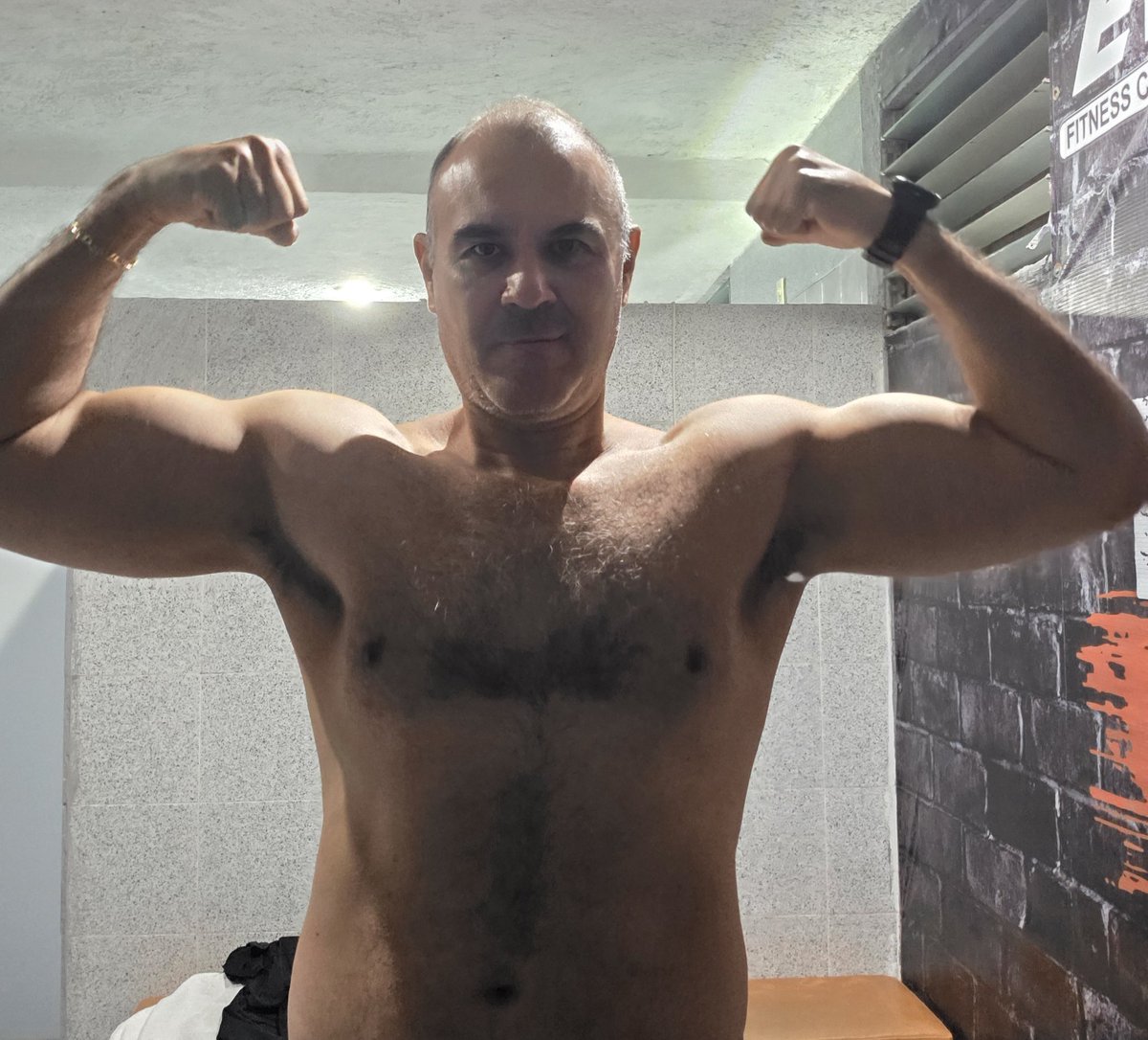 Victor Cervera tweet media