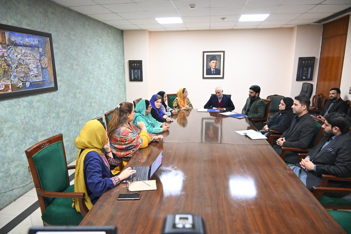 Ms. Farah Naz Akbar, Parliamentary Secretary for Federal Education and Professional Training, attended the MoU Signing Ceremony between the Parliamentary Caucus on Child Rights (PCCR) and the Sustainable Social Development Organization (SSDO), held at the Parliament House. The