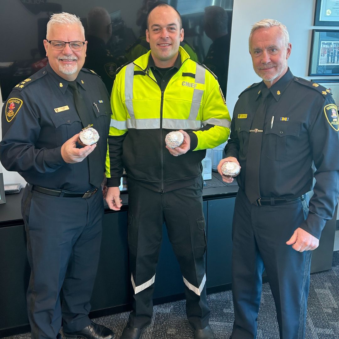 WindsorPolice's tweet image. Today, our members are proud to support the Tim Hortons #ChooseToInclude Donut Campaign.

From today through Sunday, 100% of proceeds from sales of the Special Olympics Donut will support Special Olympics programming here in Windsor, across Ontario, and nationwide.

In continued