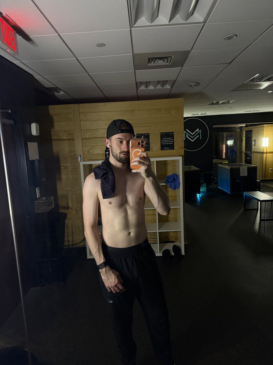JoeWo tweet media