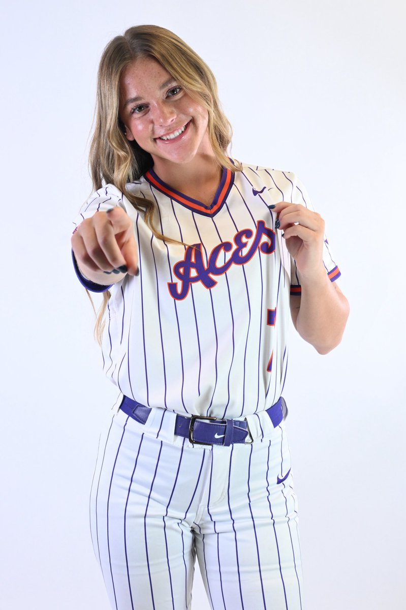UE Softball tweet media