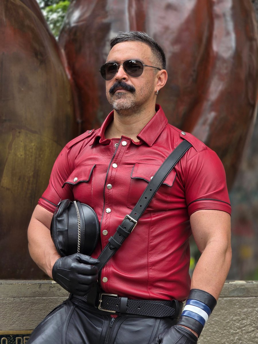 leathercali tweet media
