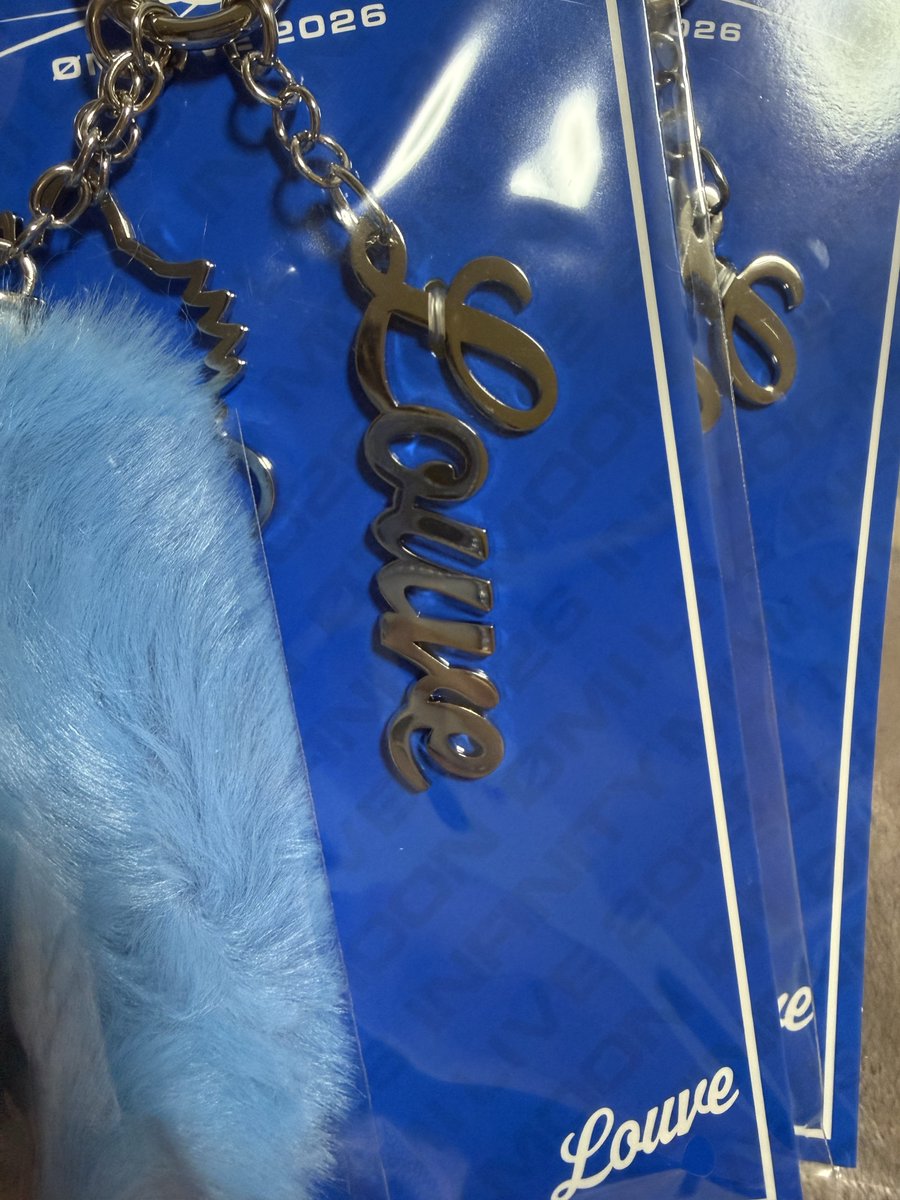 𝓗𝓪𝓻𝓾 tweet media