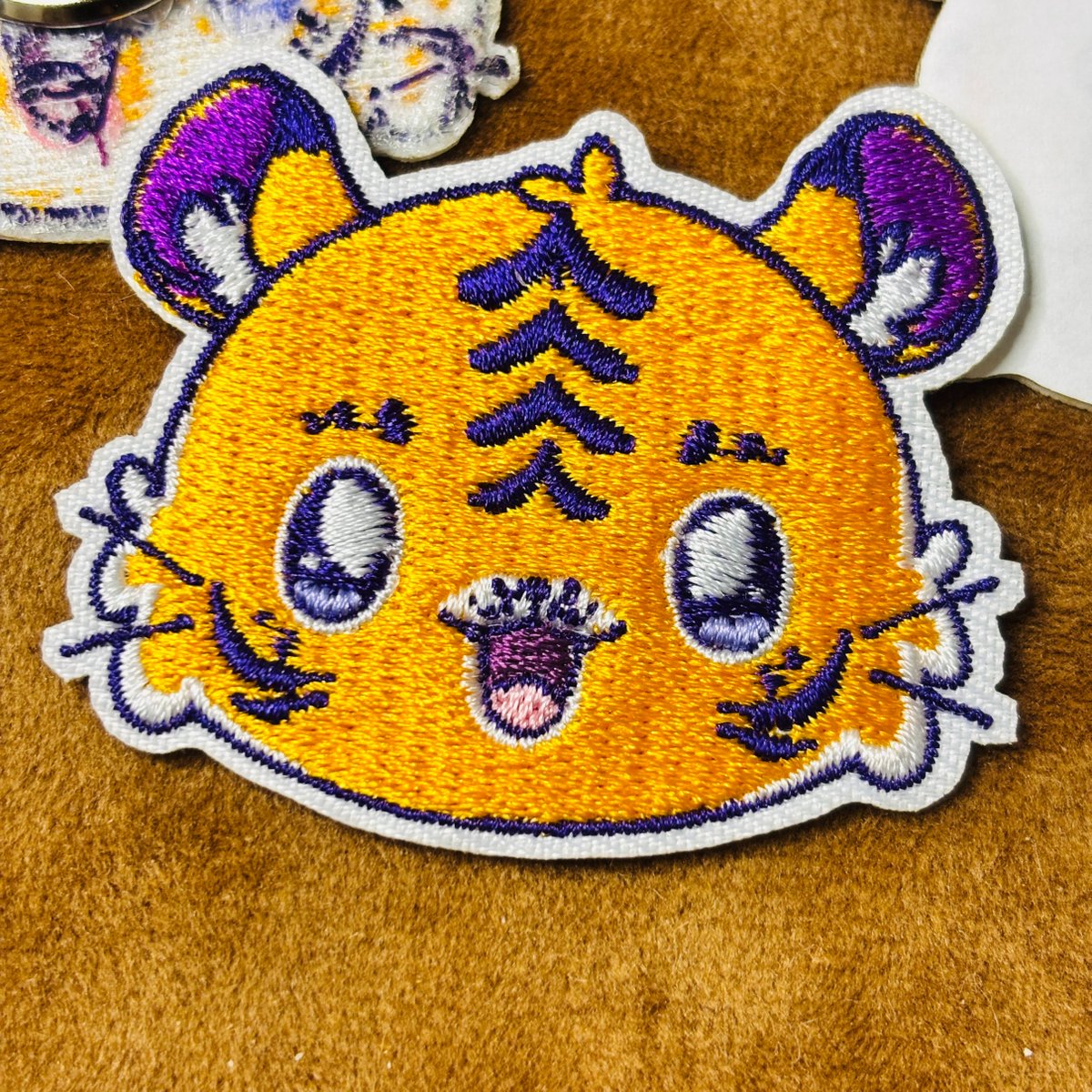 【Embroidery Series】are comming! 

They can be make into pins, stickers or patches. 

We will update them to our online shop asap!