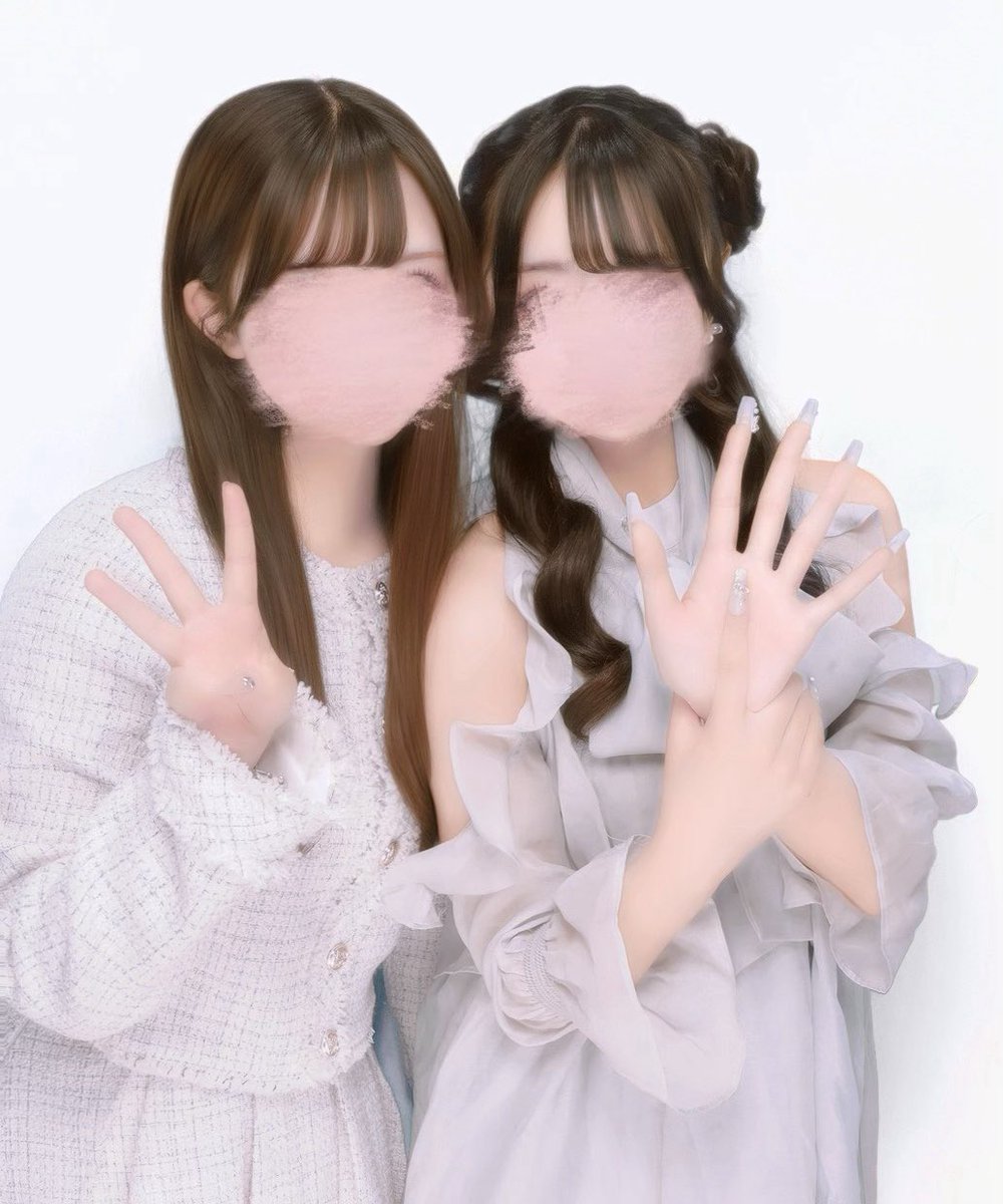 131✩.* tweet media