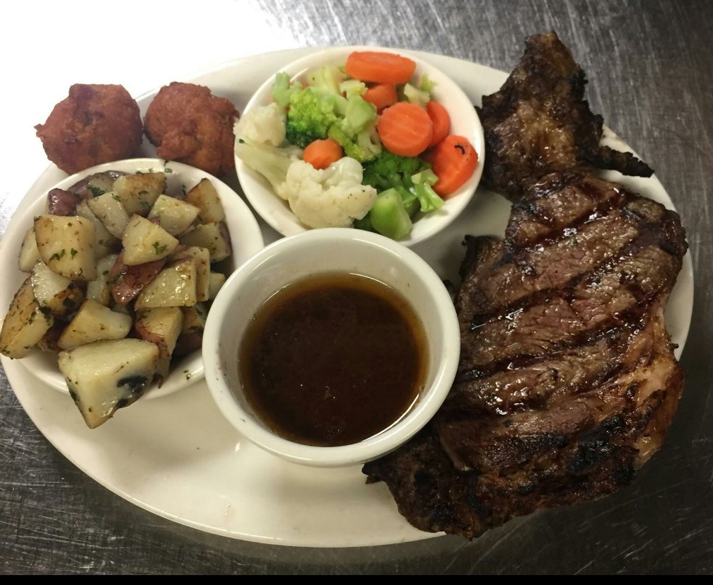 HarpoonLarrysVB's tweet photo. Harpoon Larry's Oyster Bar 216 24th Street Virginia Beach Va. 23451
Every Friday from 6pm until 11pm Harpoon's rolls out a 9oz Prime Rib with 2 sides and Hush-puppies for only $18.99 Add a 1/2lb of Crab-legs for $9.00 or Shrimp for only $6.00 https://t.co/31Nu3c9RJ9