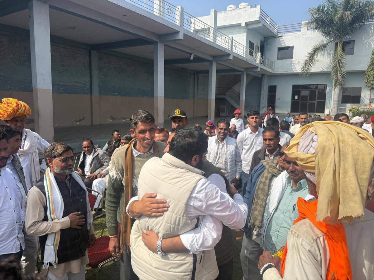 आज मसूदा में ब्लॉक कांग्रेस कमेटी द्वारा आयोजित “मनरेगा बचाओ संग्राम” कार्यकर्ता मीटिंग में भाग लिया। इस अवसर पर मनरेगा को बचाने के लिए कांग्रेस कार्यकर्ताओं से एकजुट होकर संघर्ष करने का आह्वान किया और सहयोग का निवेदन किया।
#sangramsinghgurjar