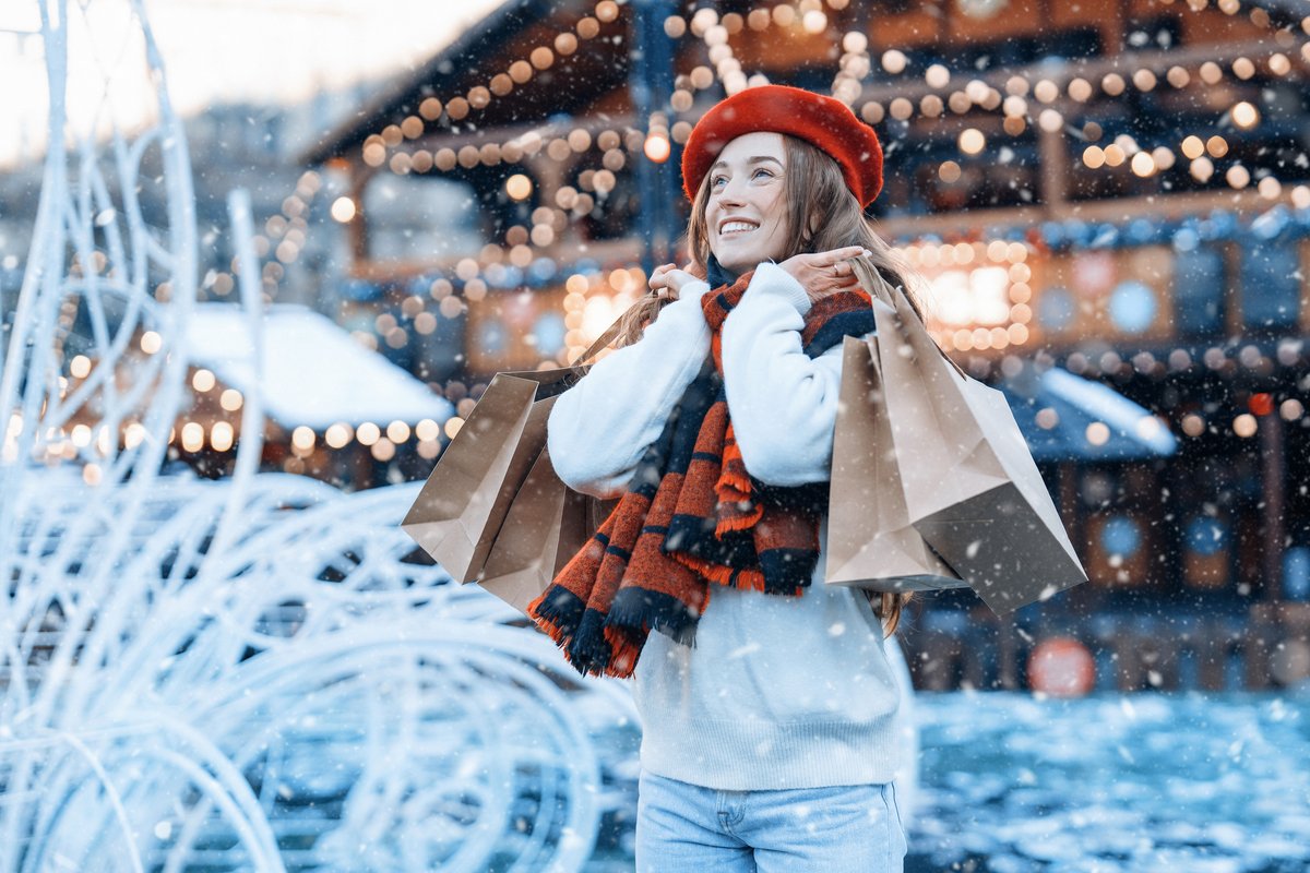 ❄️ Winter Deals are ON at Columbia Gorge Outlets! ❄️
Bundle up and save big on your favorite brands. Cold weather, hot deals—don’t miss out! 🛍️

#outletshopping #winterfashion  #BundleUp #ShopSmart #WinterStyle