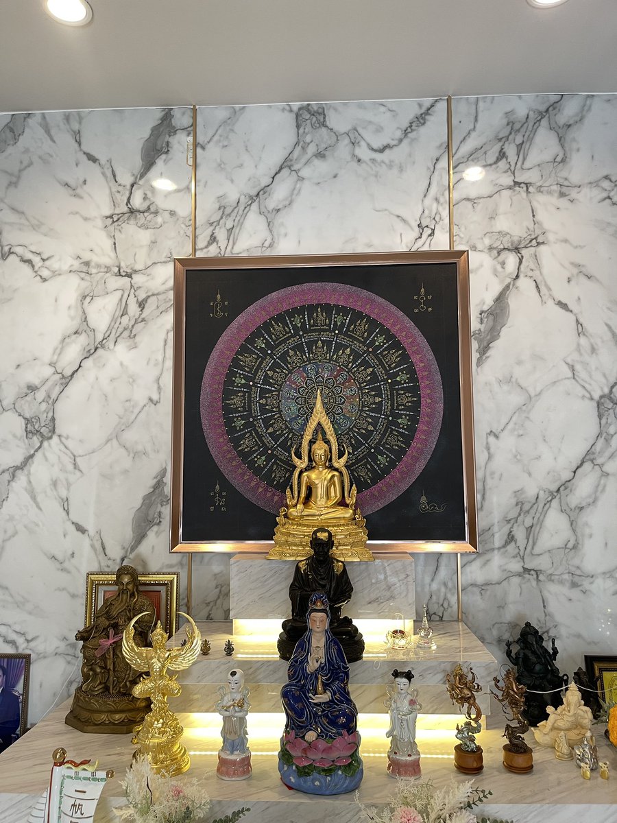 klom_karn's tweet photo. ส่งมอบผืนผ้ายันต์มงคลหนุนดวงเฉพาะบุคคล
ขนาด 99x99 ซม.
เขียนมือ+บรรจุวันเดือนปีเกิดเลขมงคลตามหลักทักษา
ปลุกเสกก่อนส่งมอบทุกผืน แนะนำวิธการบูชา 
รับเขียนผืนผ้ายันต์มงคล
เพื่อหนุนดวงรูปแบบเฉพาะบุคคล
ขนาดตั้งแต่ 20 - 100 ซม.
2,499-39,999 บาท (พร้อมกรอบรูป)
สอบถามคิวเขียนได้ครับ https://t.co/ZFt3xDiSsO