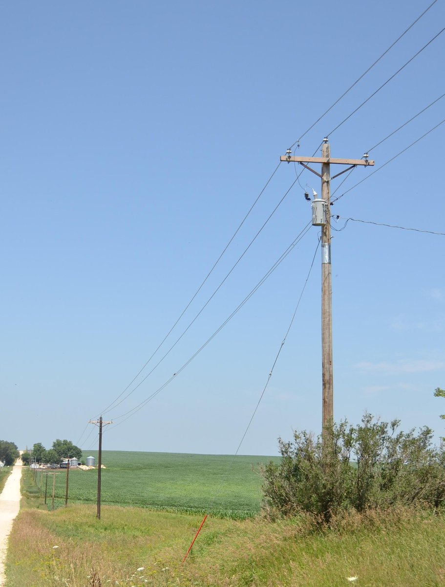 Attention Maquoketa Valley Electric Cooperative Members: Please be aware that Badgerland Utility Solutions is performing pole inspections for MVEC in northern Jones County. These inspections are important as they help ensure the integrity and safety of MVEC's electric system.