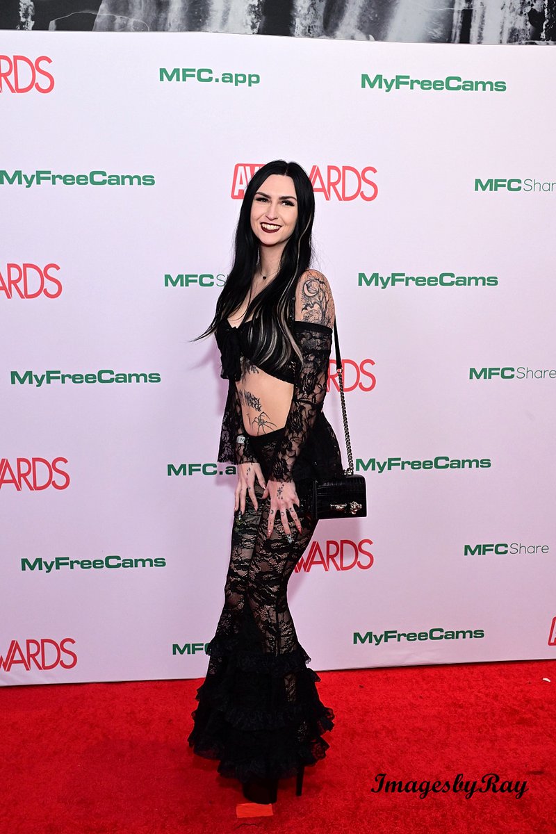 Ray - Exxxotica Chicago 4/9 - 4/13 tweet media