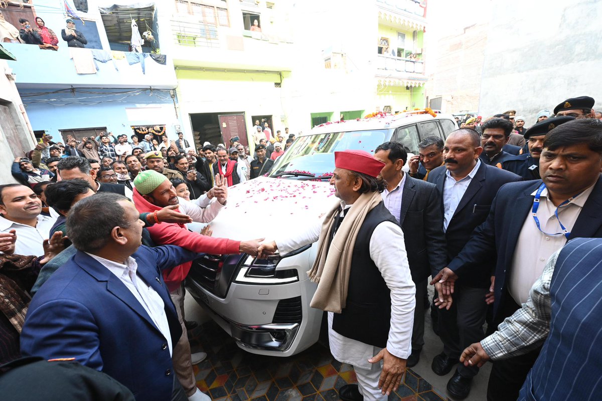 Akhilesh Yadav tweet media