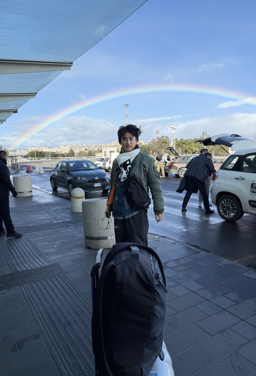 Mugen3solider's tweet photo. デカ虹が見れた　おすそ分けします https://t.co/c20DlMfEQQ