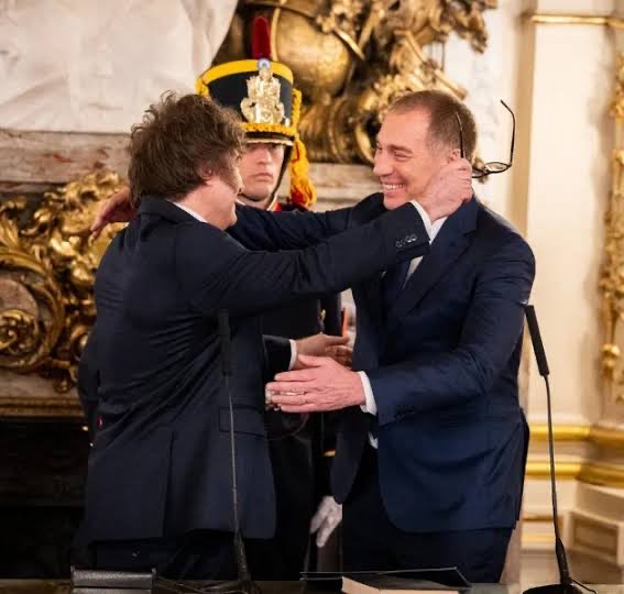 Buen día para todos los que bancan a muerte a ellos dos