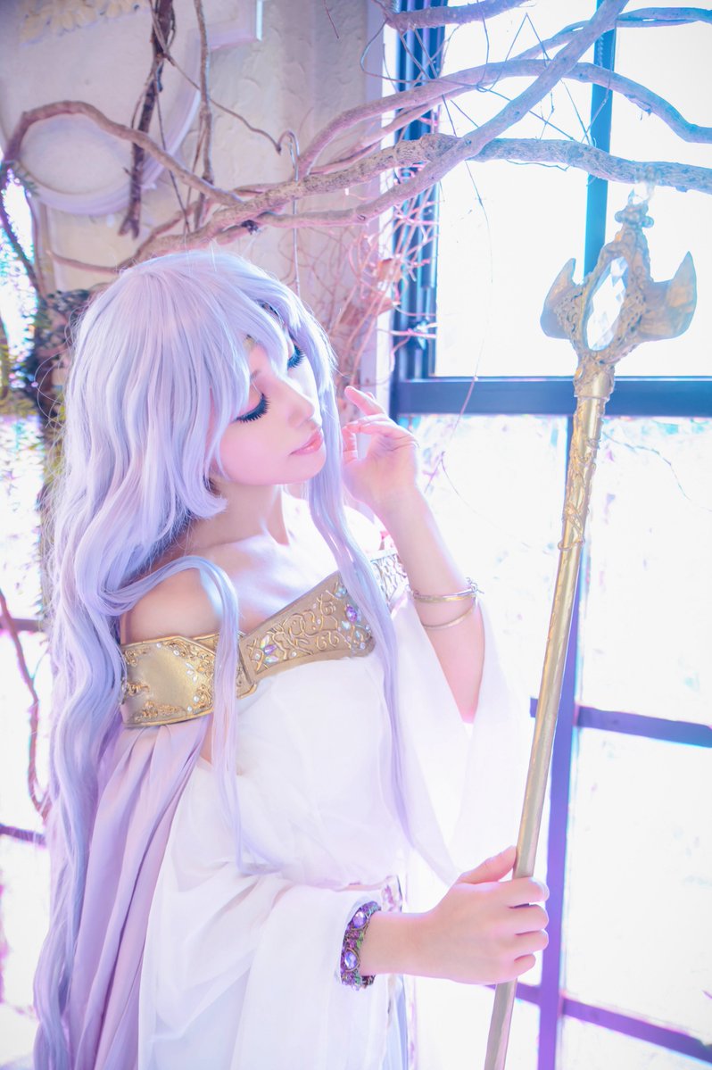 yolda_cos's tweet image. ⚠︎コスプレ
【FE聖戦の系譜】
Fire Emblem/Genealogy of the Holy War

　精霊の森の巫女/ディアドラ (Deirdre)

📷️ @kazz_10za 

#fireemblemcosplay