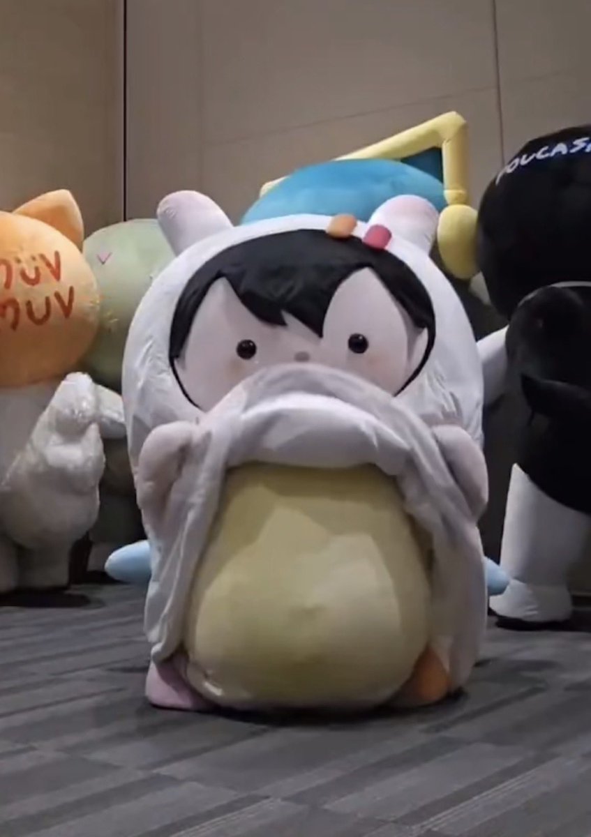 miti_tim's tweet image. คือเอมี่บอนนี่รู้ยังว่าเอนี่มีสะดืออะ55555555

#ANY