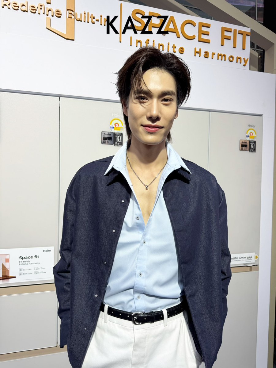 หล่อดับเบิ้ล!! “ภูวินทร์” ในงาน Haier Thailand Pop-Up ‘Champion Your Haier Life ไฮเออร์เปิดโหมดแชมป์ให้กับชีวิต’ ✨❤️

HAIER PHUWIN

#phuwintang
#HaierPopUpxPhuwin
#HaierThailand