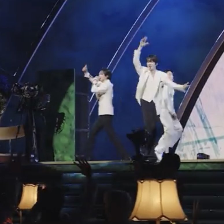 CEREMONY、ユノに確定ファンサ貰って沸いてる曽野舜太さんがいてアツい