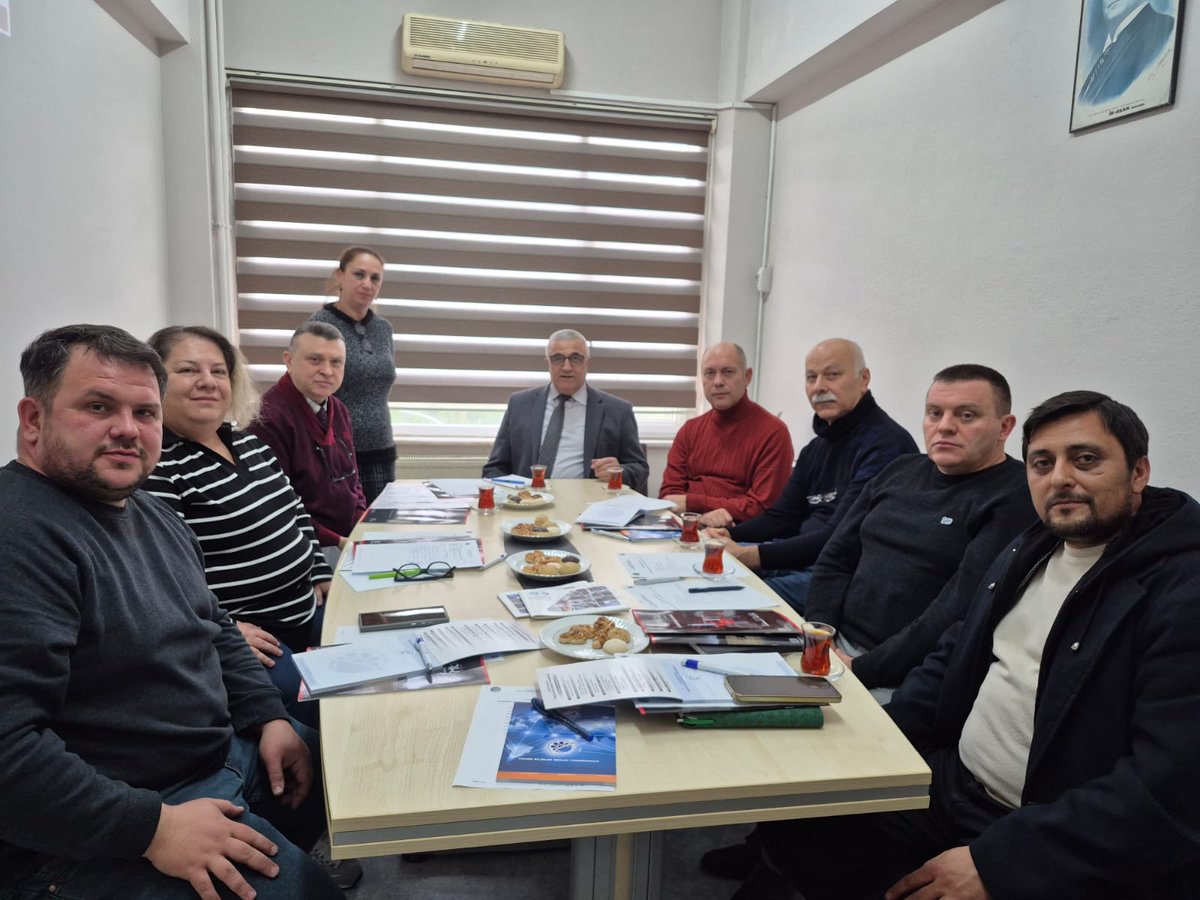 Tarım Makineleri Programı, Güz Dönemi Danışma Kurul Toplantısı 22 Ocak 2026 tarihinde Bursa Uludağ Üniversitesi Teknik Bilimler Meslek Yüksekokulu toplantı salonunda değerli misafirlerimizin katılımı ile gerçekleştirildi.

🔗uludag.edu.tr/tby/tarim-maki…